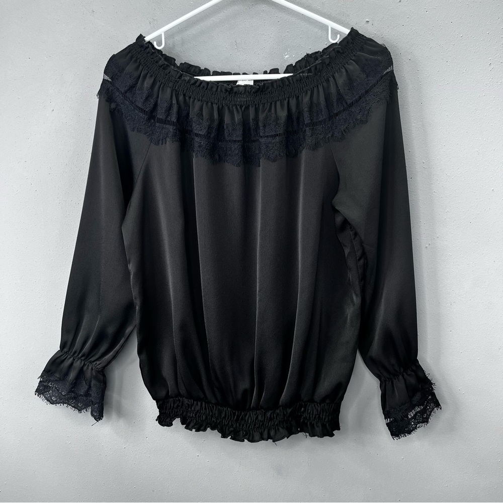 Coco Avante Blouse Pullover Black M Lace Trim On Off Shoulder Smocked Fairy